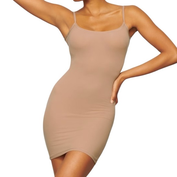 NEW SKIMS  shapewear slip dress new in package/no box - Picture 1 of 5